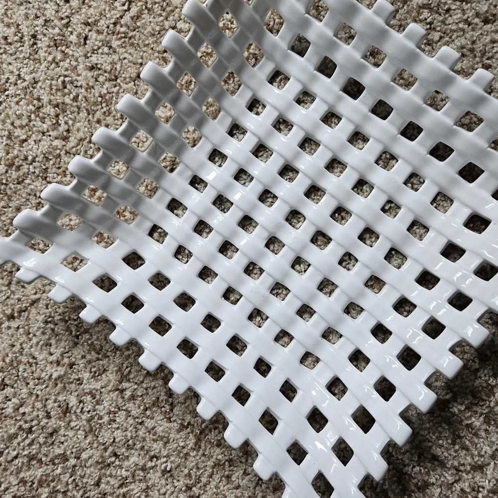 Pier 1 Ceramic Lattice Weave Fruit Bread Basket 11”x11” - Picture 4 of 6